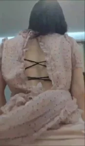 情侣自拍。各类夜店夫妻用品都有